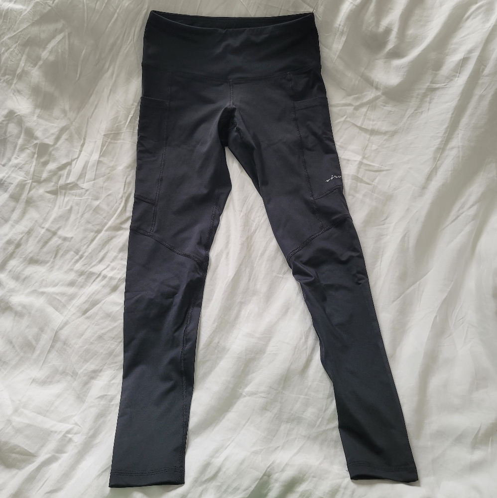 Virus Pocket Leggings